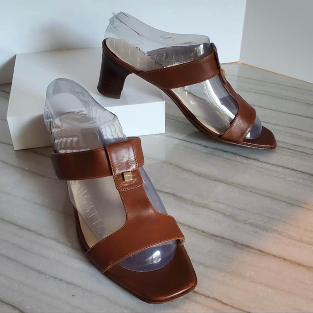 Salvatore Ferragamo Brown Leather Leona Sandals Womens 9.5/10 Block Heels - Picture 2 of 11